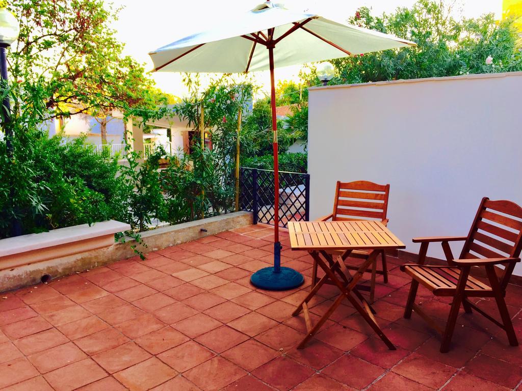 Villa Le Due Pigne à Tarente Extérieur photo